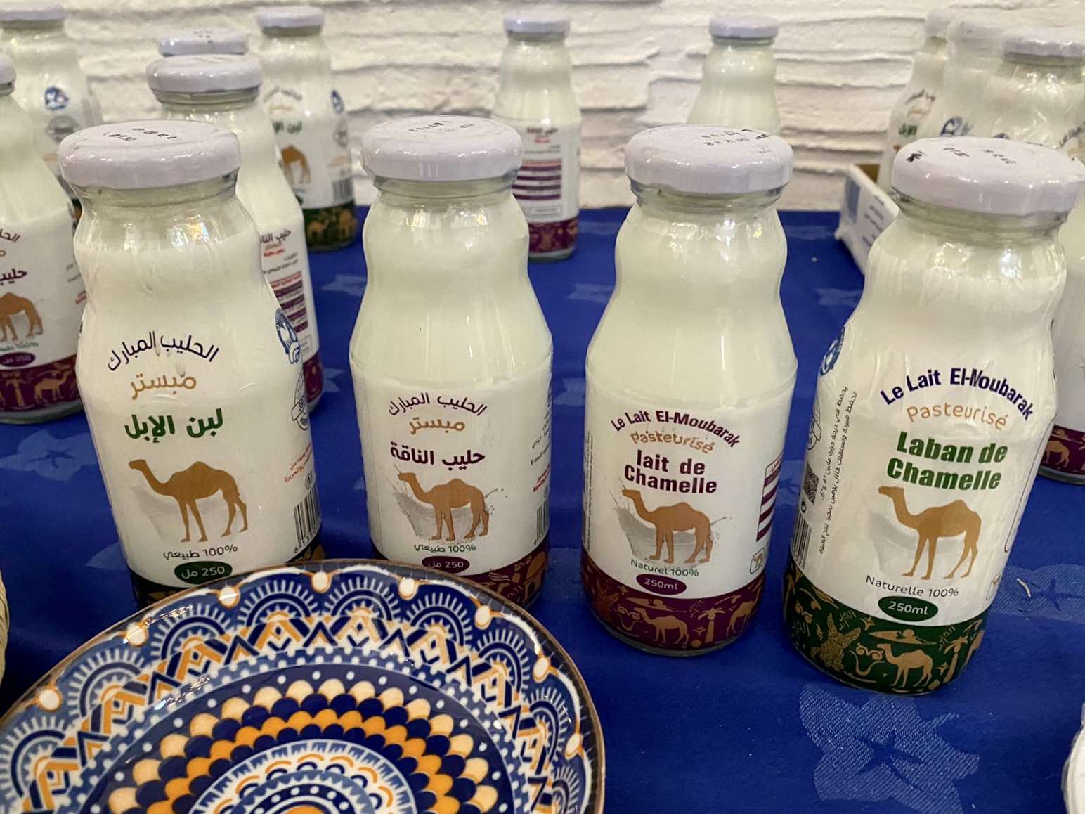 pacotes de leite de camelo